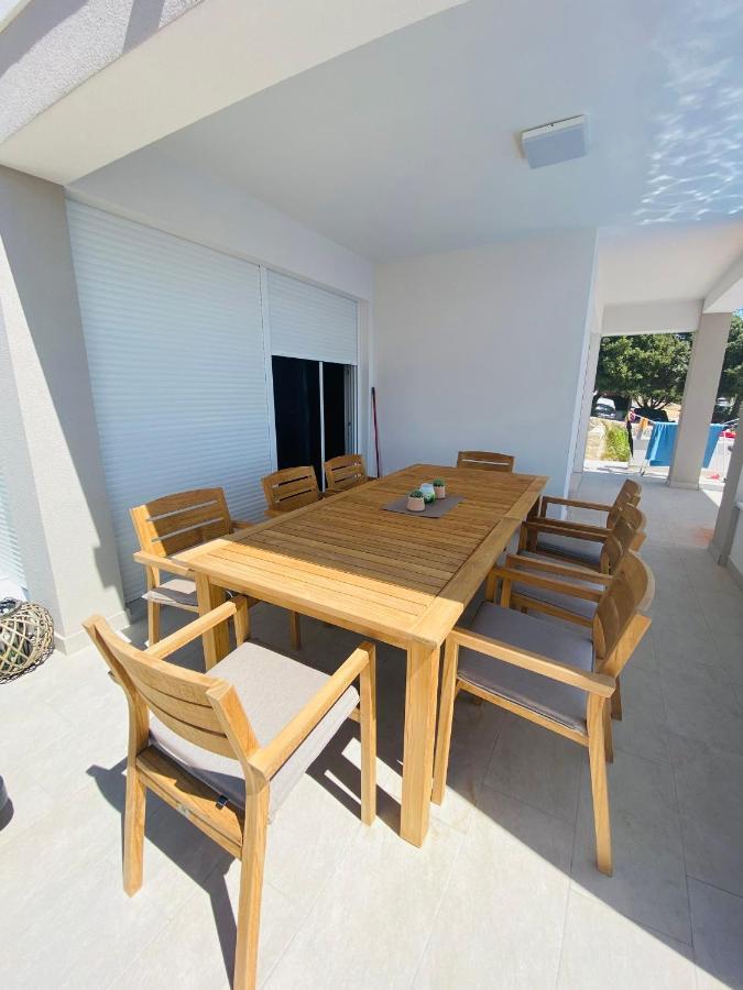 Villa Mondee マンドレ エクステリア 写真
